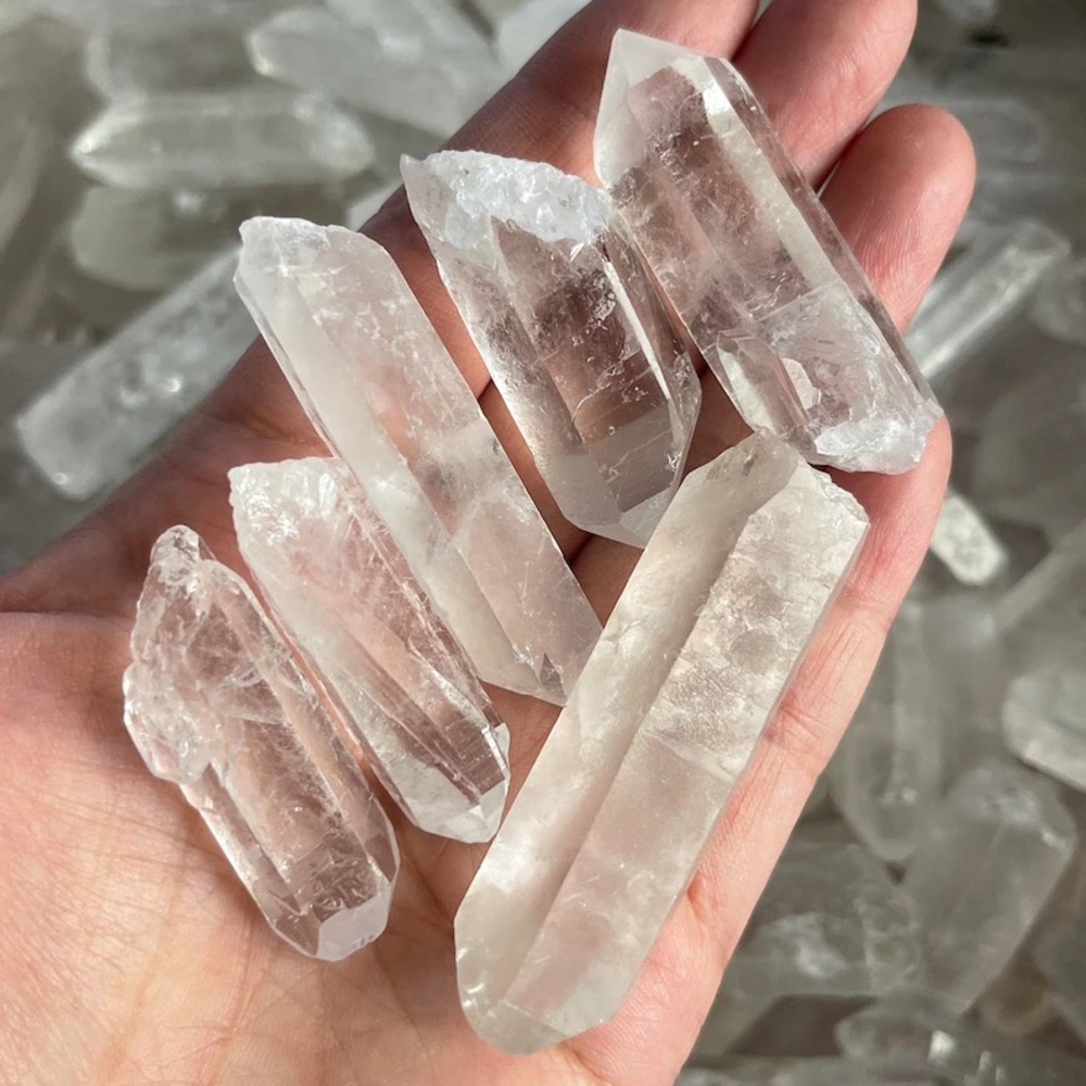 Grade A++ Natural Raw Clear Quartz Crystal